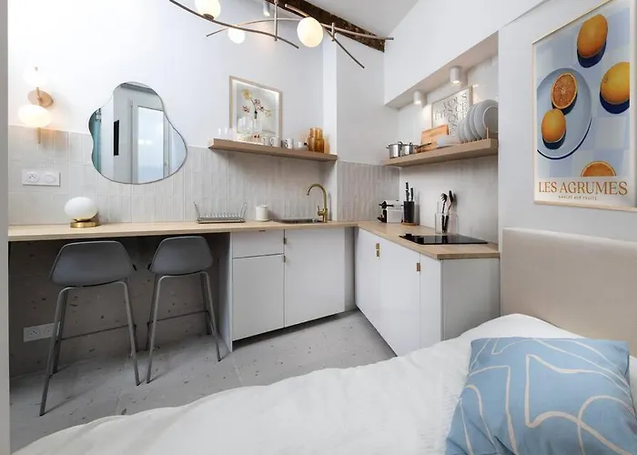 Unique Old Town Designer Studio